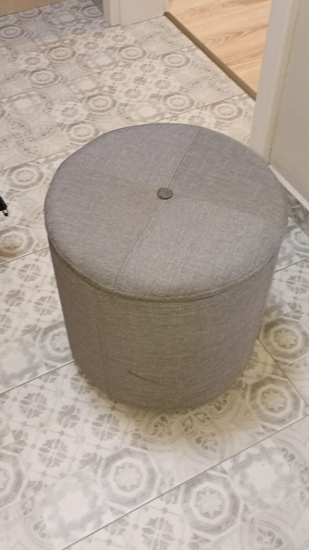 Before photo for Пране на мека мебел